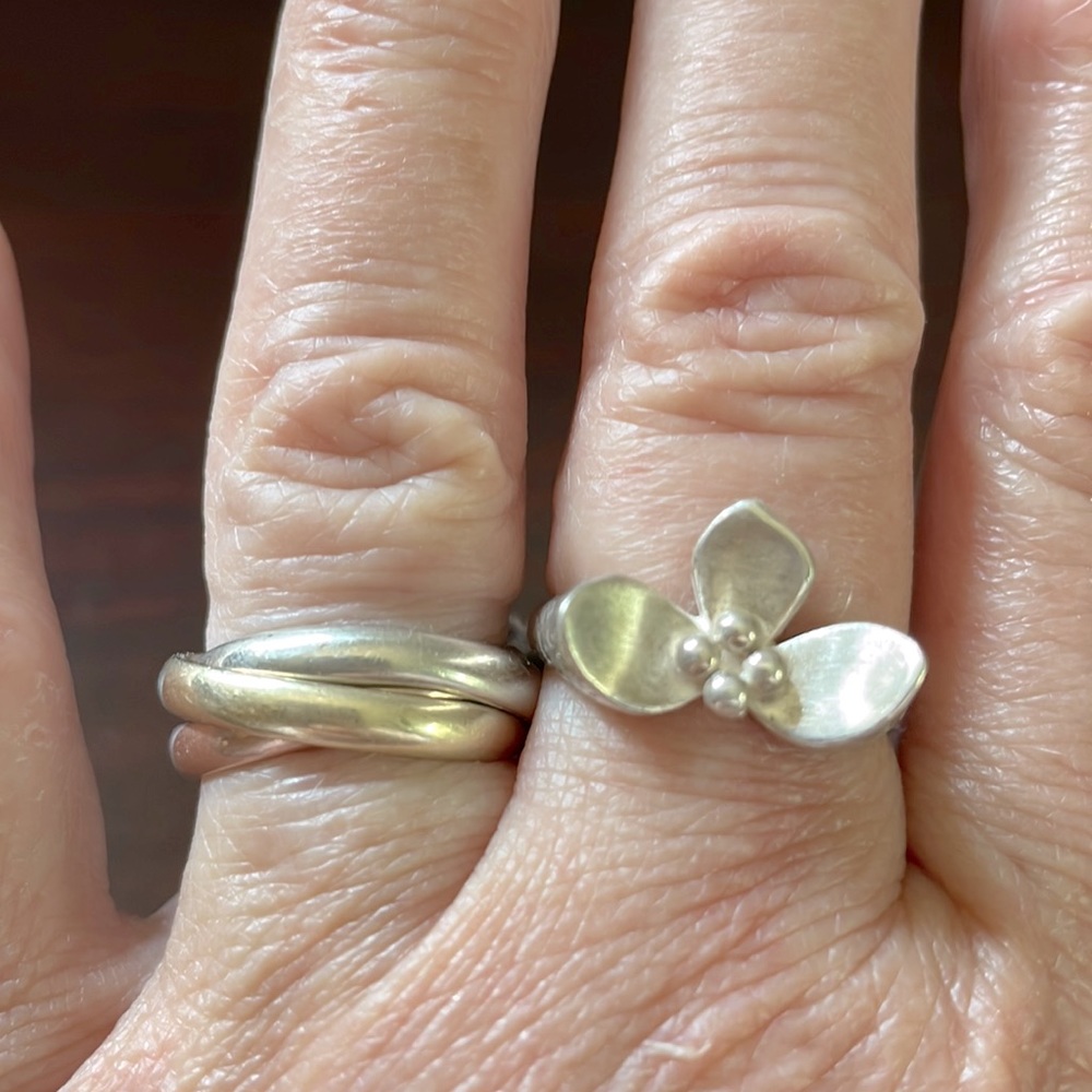 Sterling silver lotus ring